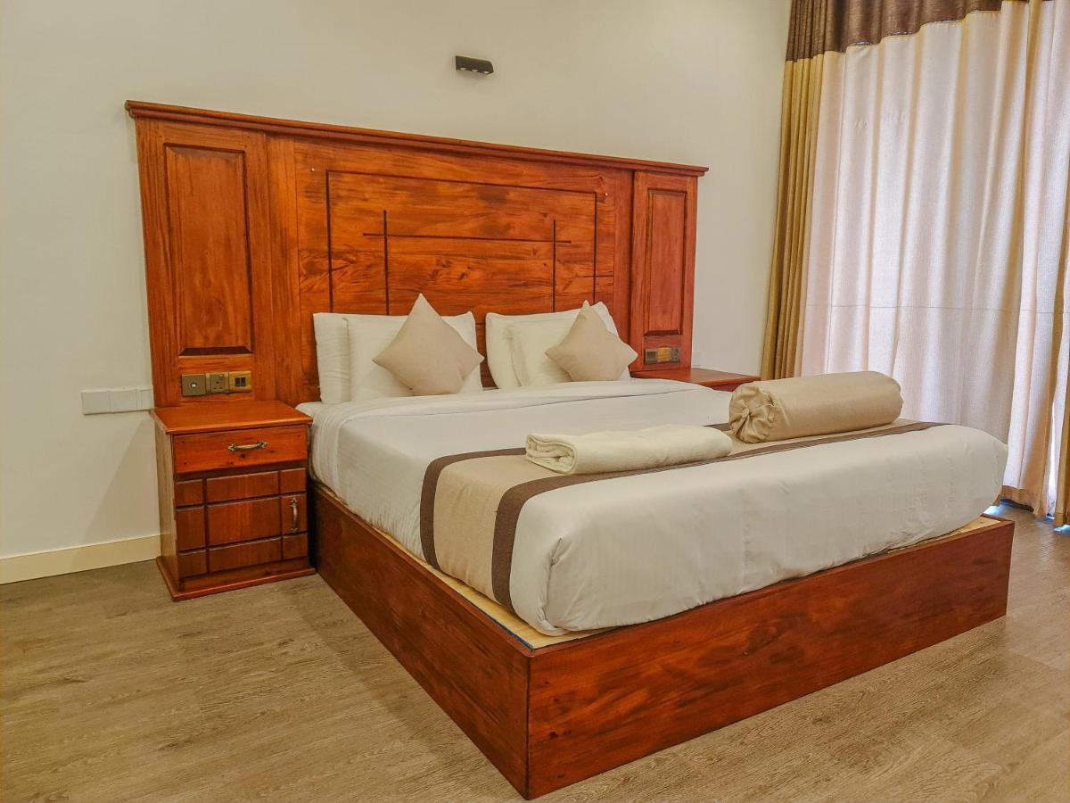 Top Rich Hotel Нувара-Елія Екстер'єр фото